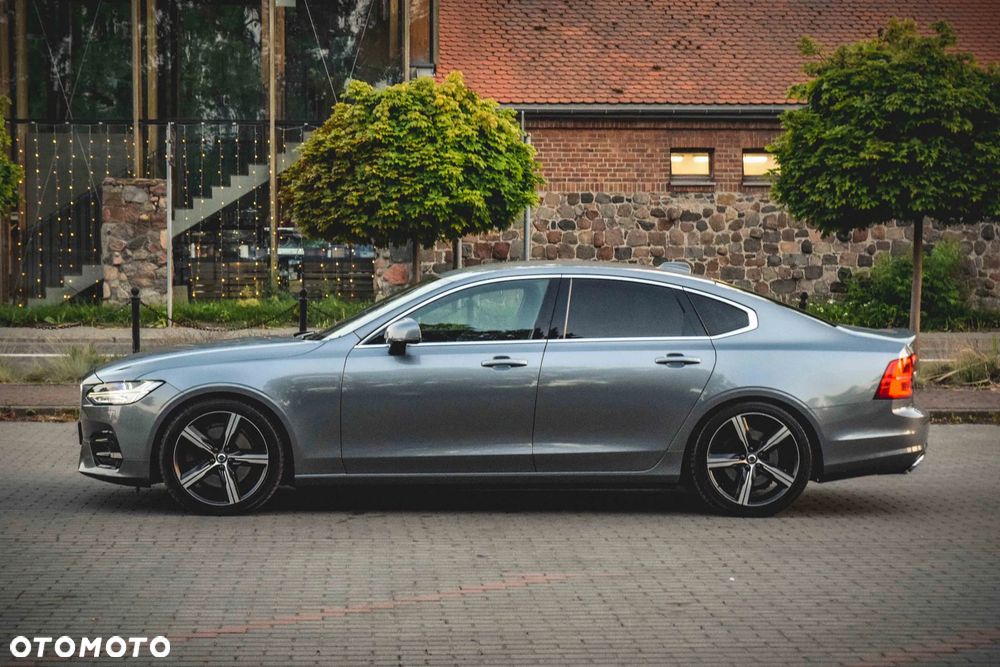 Volvo S90 T6 AWD R-Design - 11