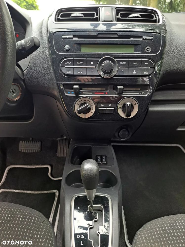 Mitsubishi Space Star 1.2 CVT Intro Edition+ - 16