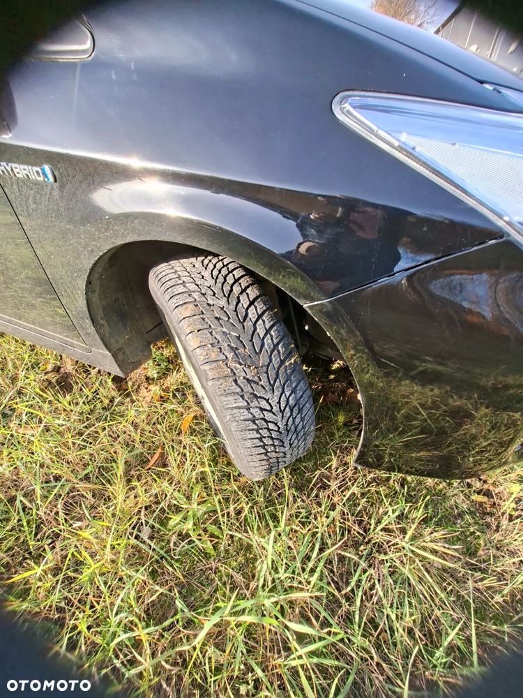 Toyota Prius 1.8 HSD Luna - 28