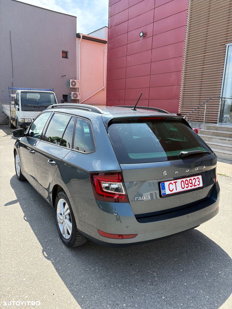 Skoda Fabia 1.0 TSI DSG Best of Drive - 3