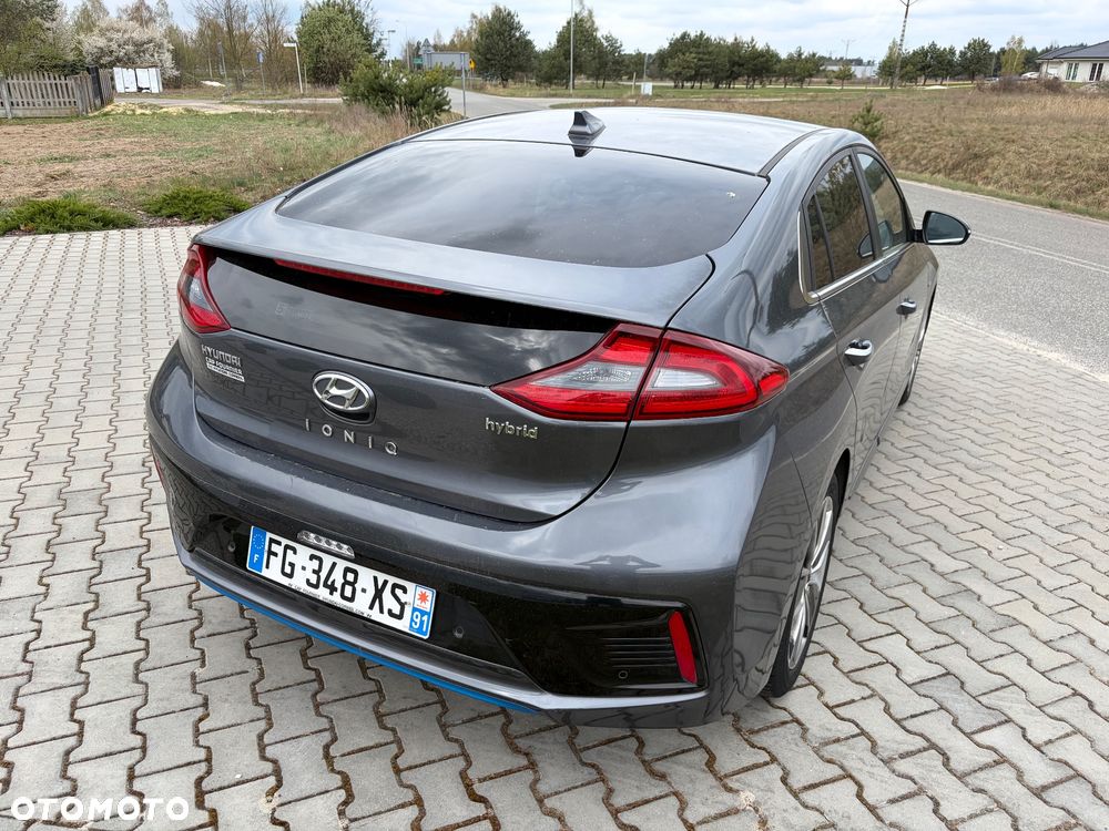 Hyundai IONIQ Hybrid Business - 6