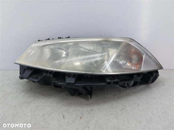 Reflektor lampa przód LEWE Renault Megane II 2002-2005R VALEO