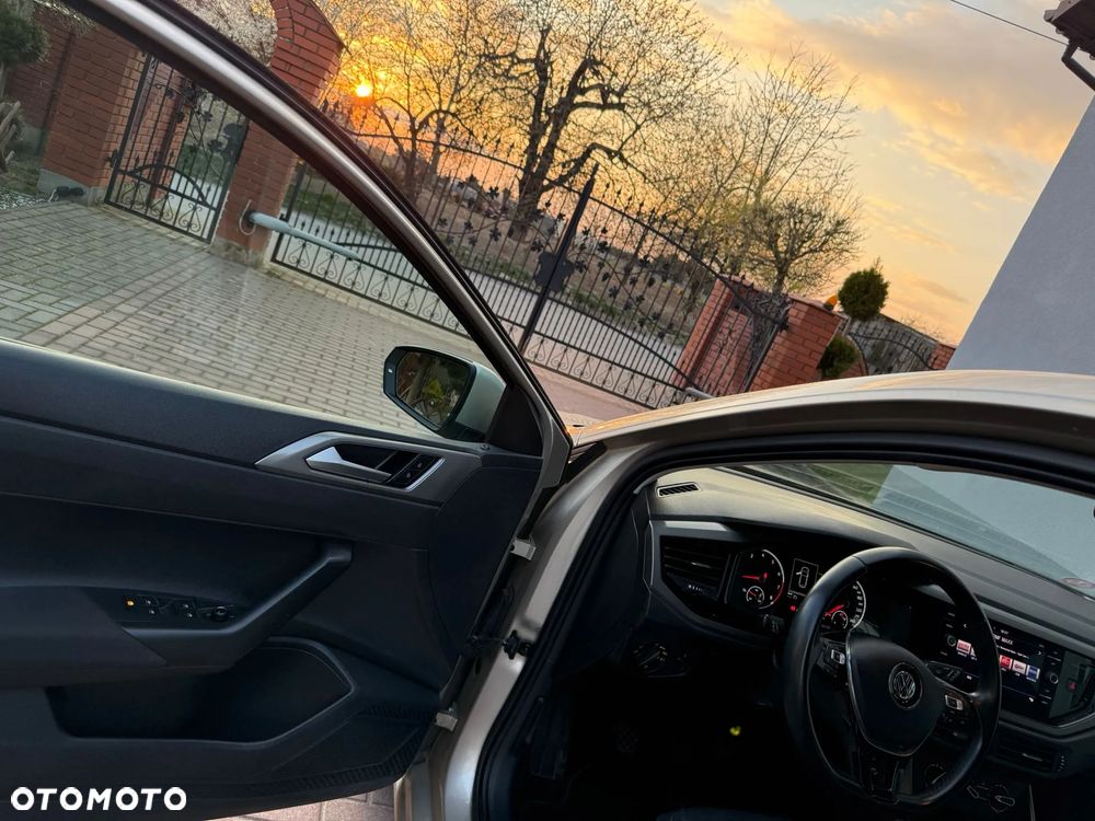 Volkswagen Polo - 12
