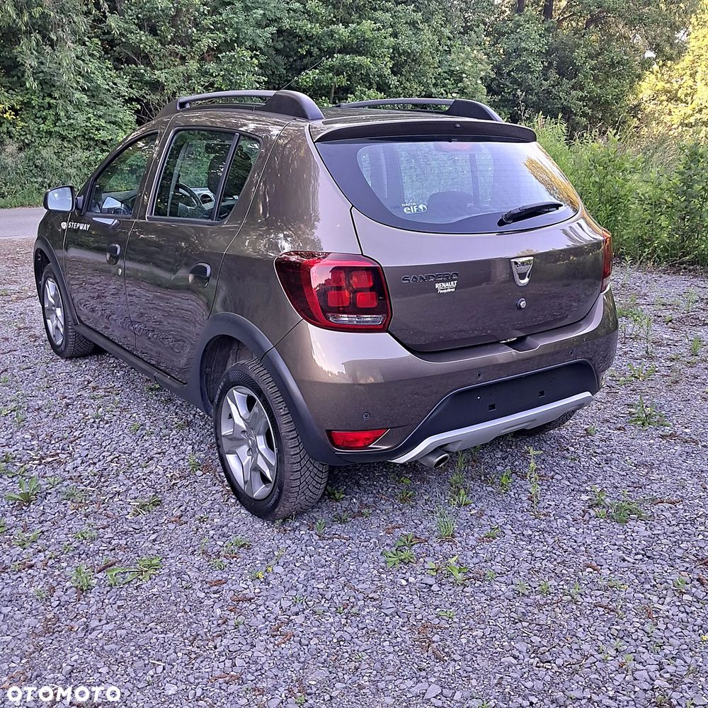 Dacia Sandero Stepway 0.9 TCe Laureate - 10