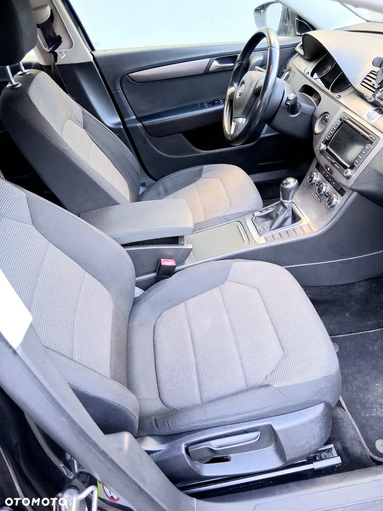 Volkswagen Passat 2.0 TSI Highline - 22
