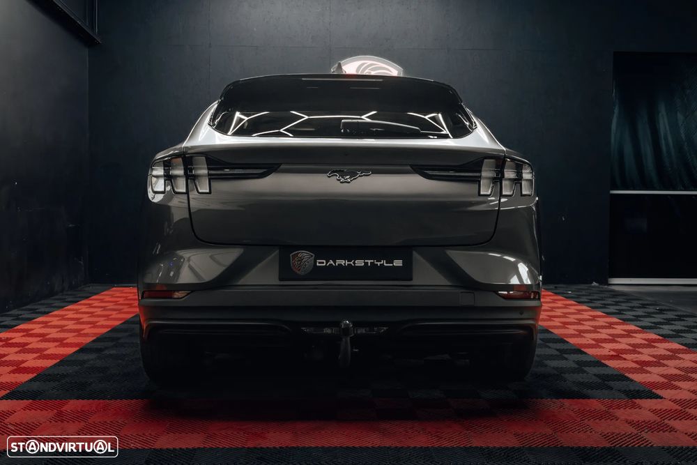 Ford Mustang Mach-E Standard - 2