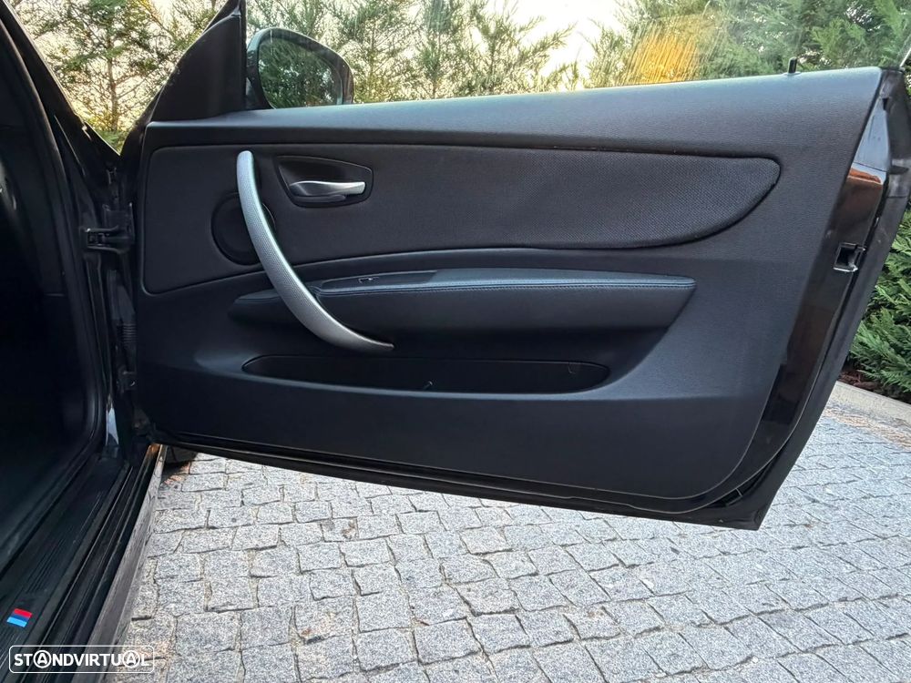 BMW 118 d Pack M - 21