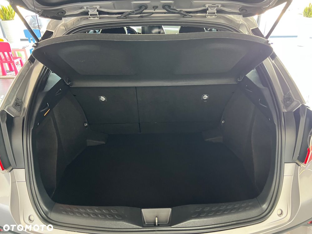 Toyota C-HR - 32