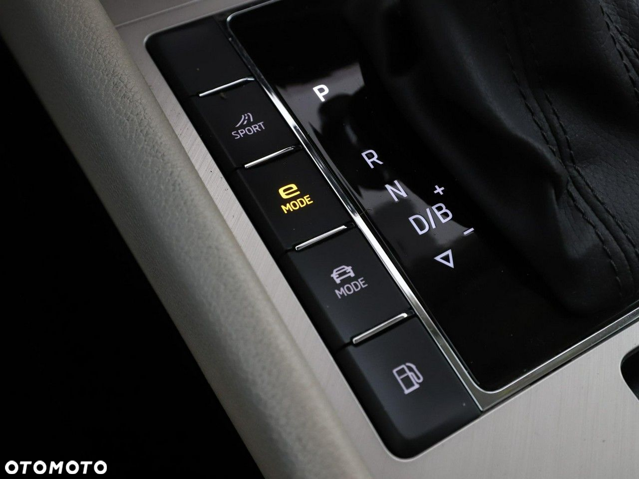 Skoda Superb 1.4 TSI iV DSG Style - 29
