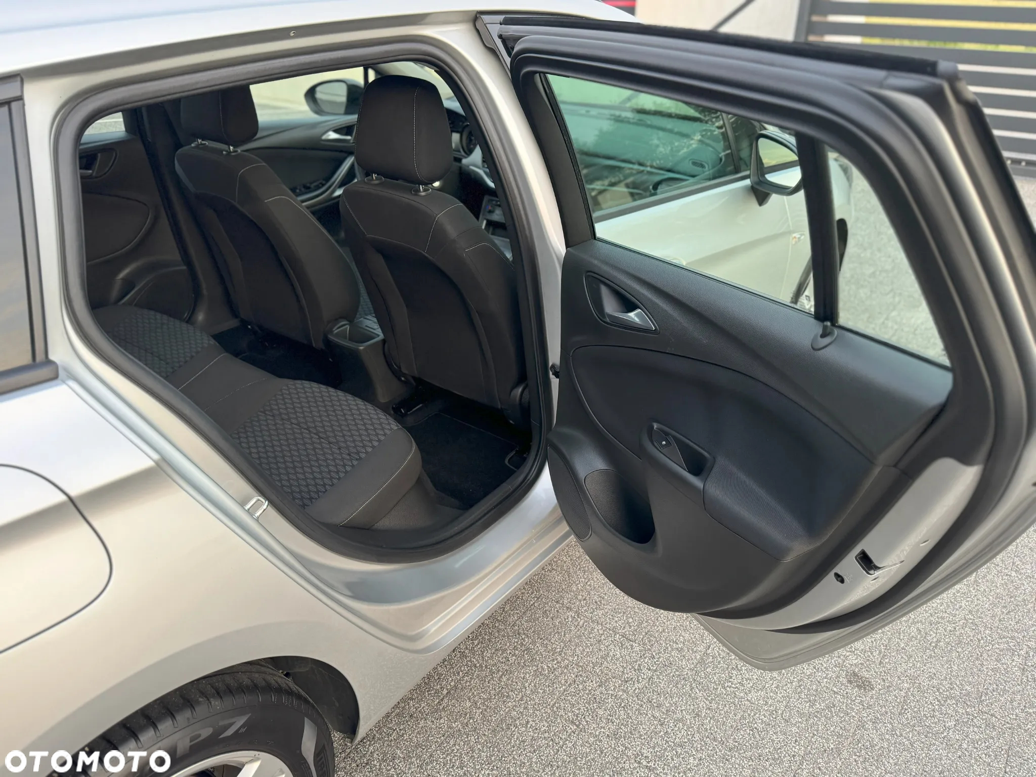 Opel Astra V 1.5 CDTI Edition S&S - 28