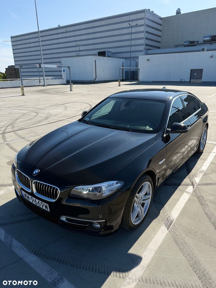 BMW Seria 5 520d Luxury Line - 10