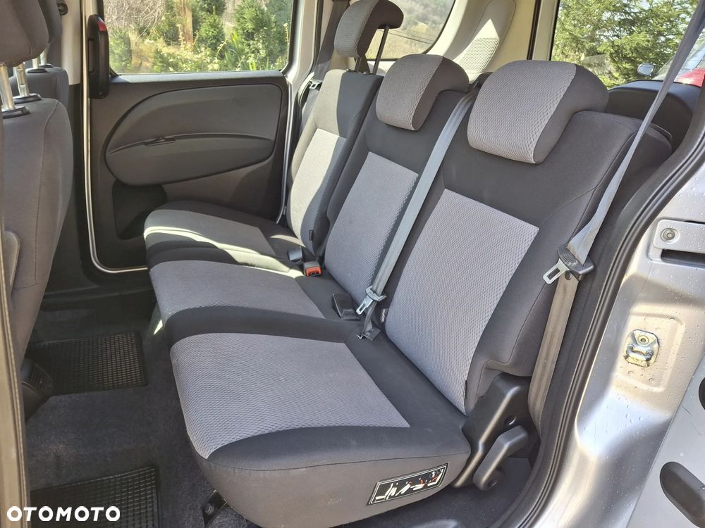 Fiat Doblo 1.6 16V Multijet Start&Stopp Dualogic Emotion Family - 12