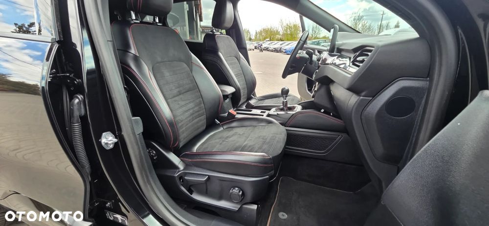 Ford Kuga 2.0 TDCi 4x4 ST-Line - 39