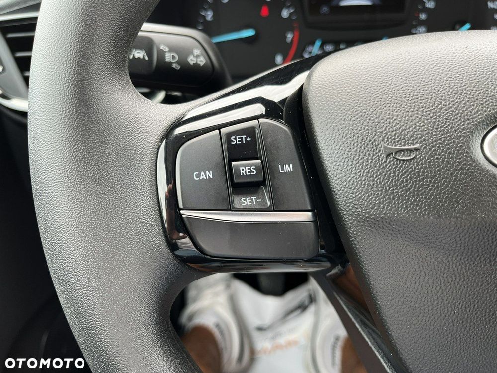 Ford Fiesta 1.1 S&S TREND - 17