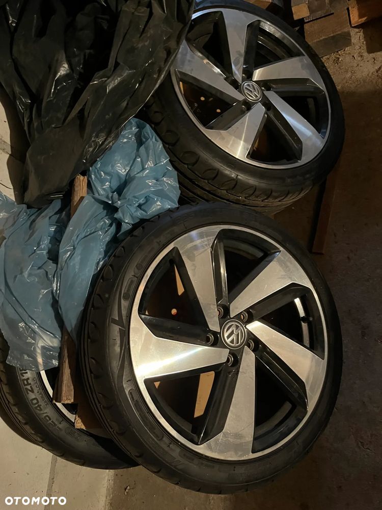 Volkswagen Golf 2.0 TSI BMT GTI Performance DSG - 10