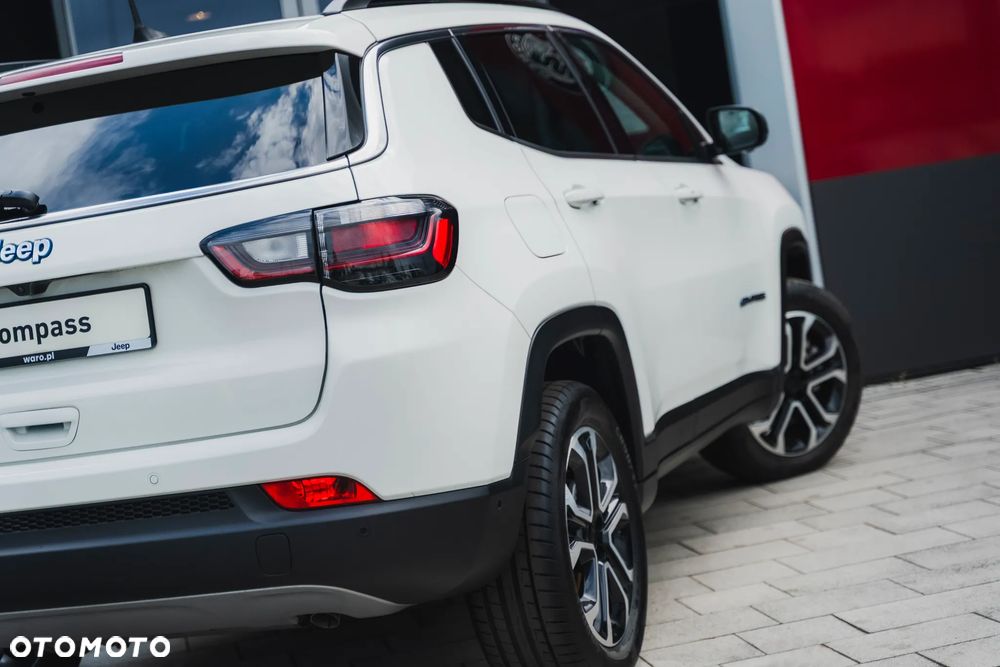 Jeep Compass - 12
