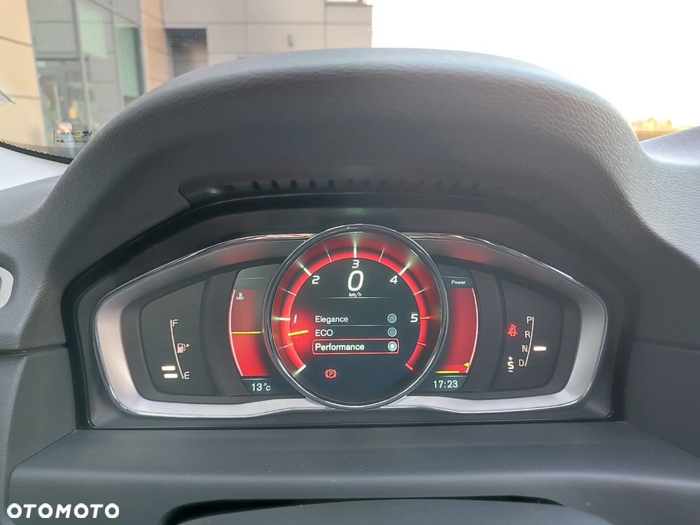 Volvo V70 D5 Geartronic Edition - 31