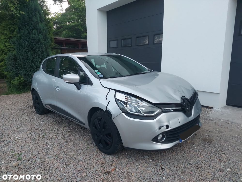 Renault Clio 1.2 16V 75 Dynamique - 4