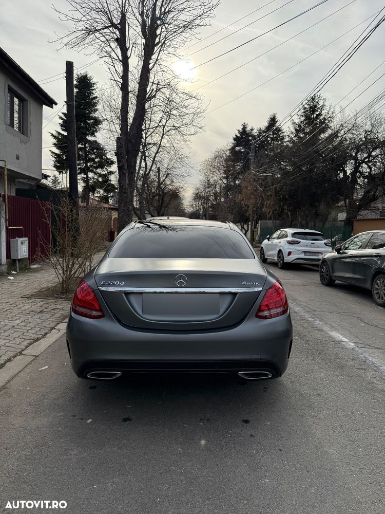 Mercedes-Benz C 220 d 4MATIC Aut. - 11