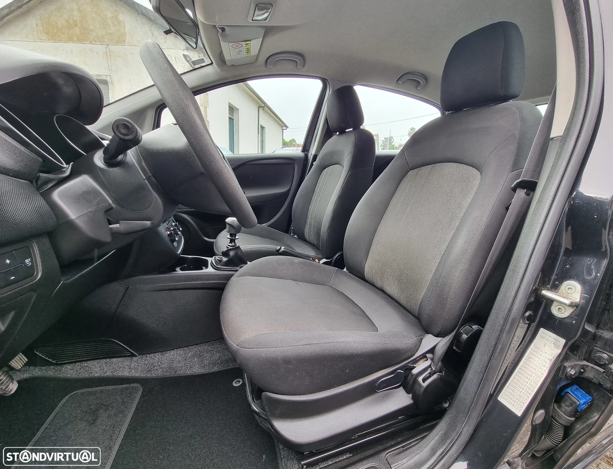 Fiat Punto 1.2 Easy S&S - 11
