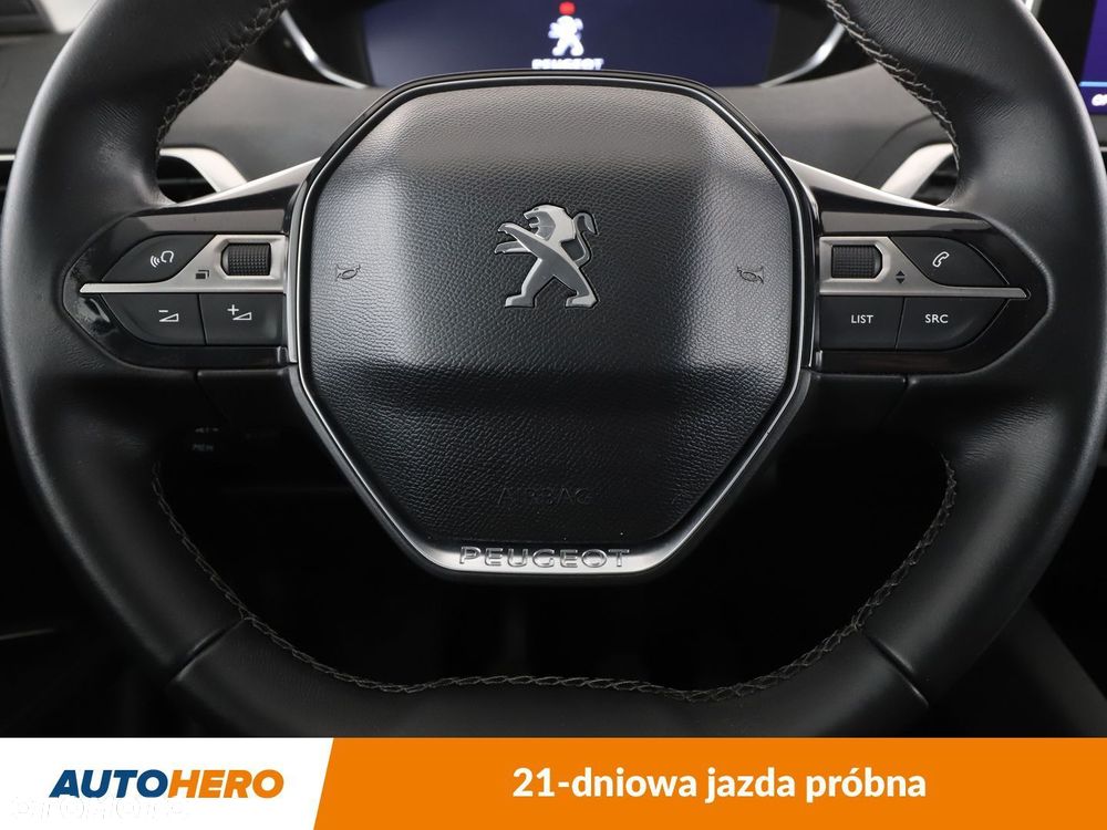 Peugeot 3008 1.2 PureTech Allure - 19