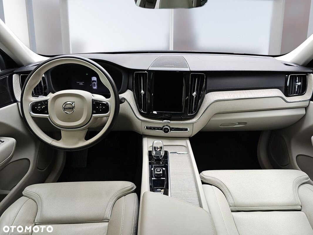Volvo XC 60 T5 GPF AWD Inscription - 15