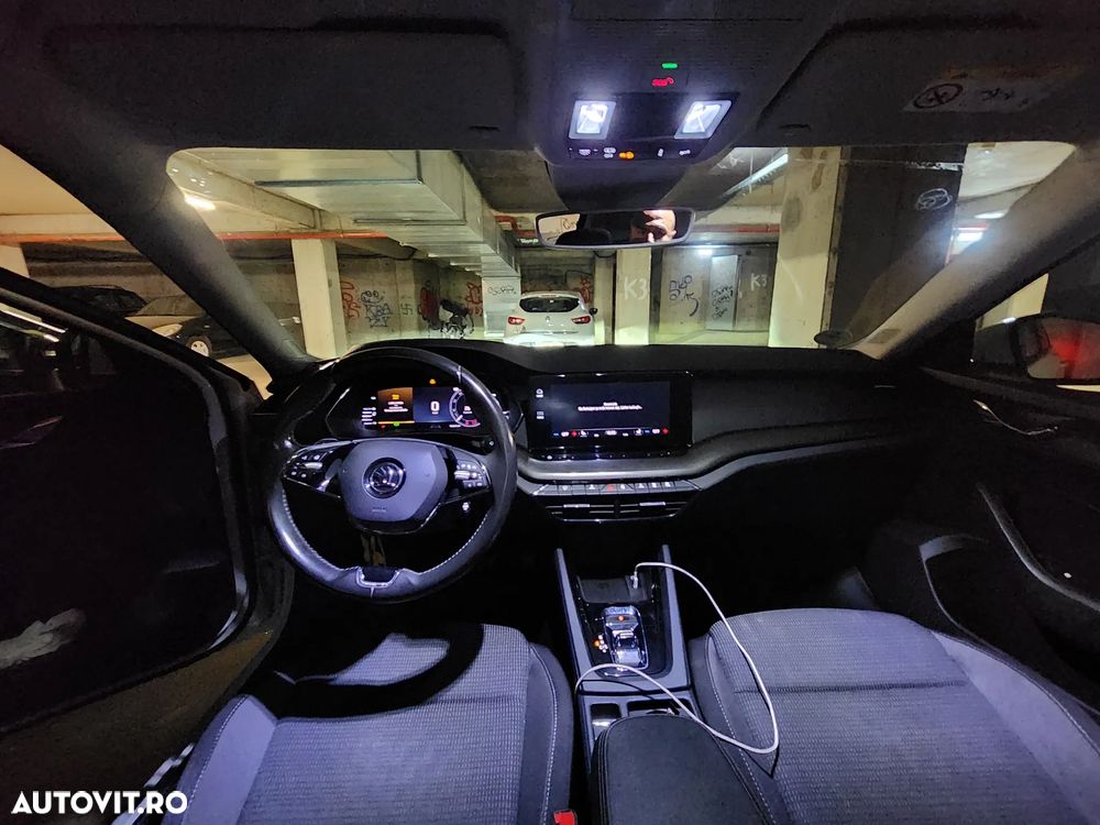 Skoda Octavia 2.0 TDI DSG Ambition - 20