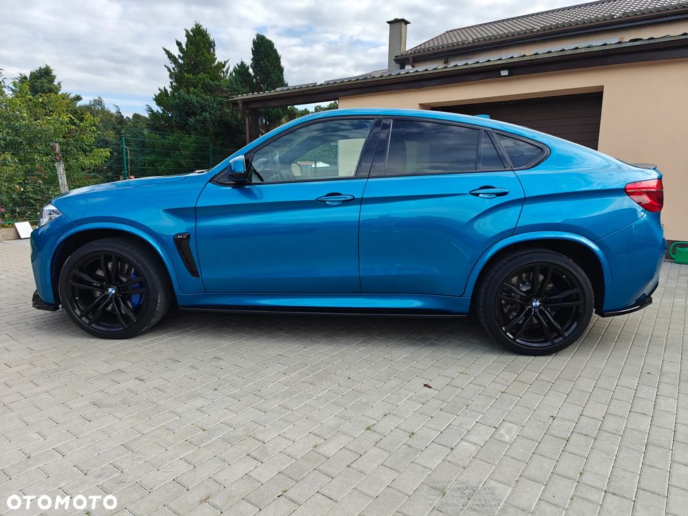 BMW X6M - 11