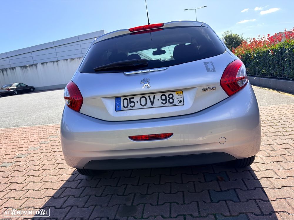 Peugeot 208 1.2 PureTech Allure - 9