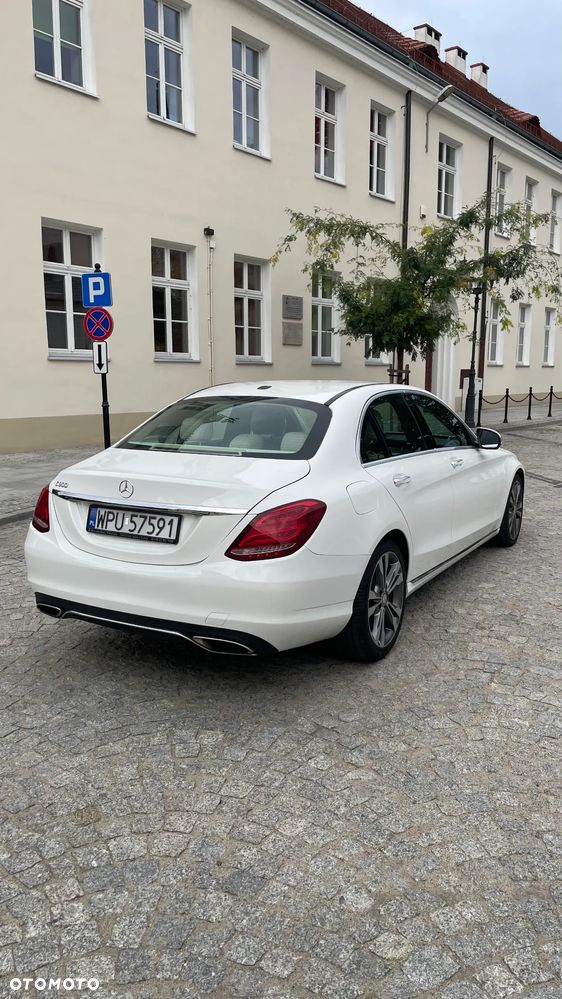 Mercedes-Benz Klasa C 300 7G-TRONIC - 4