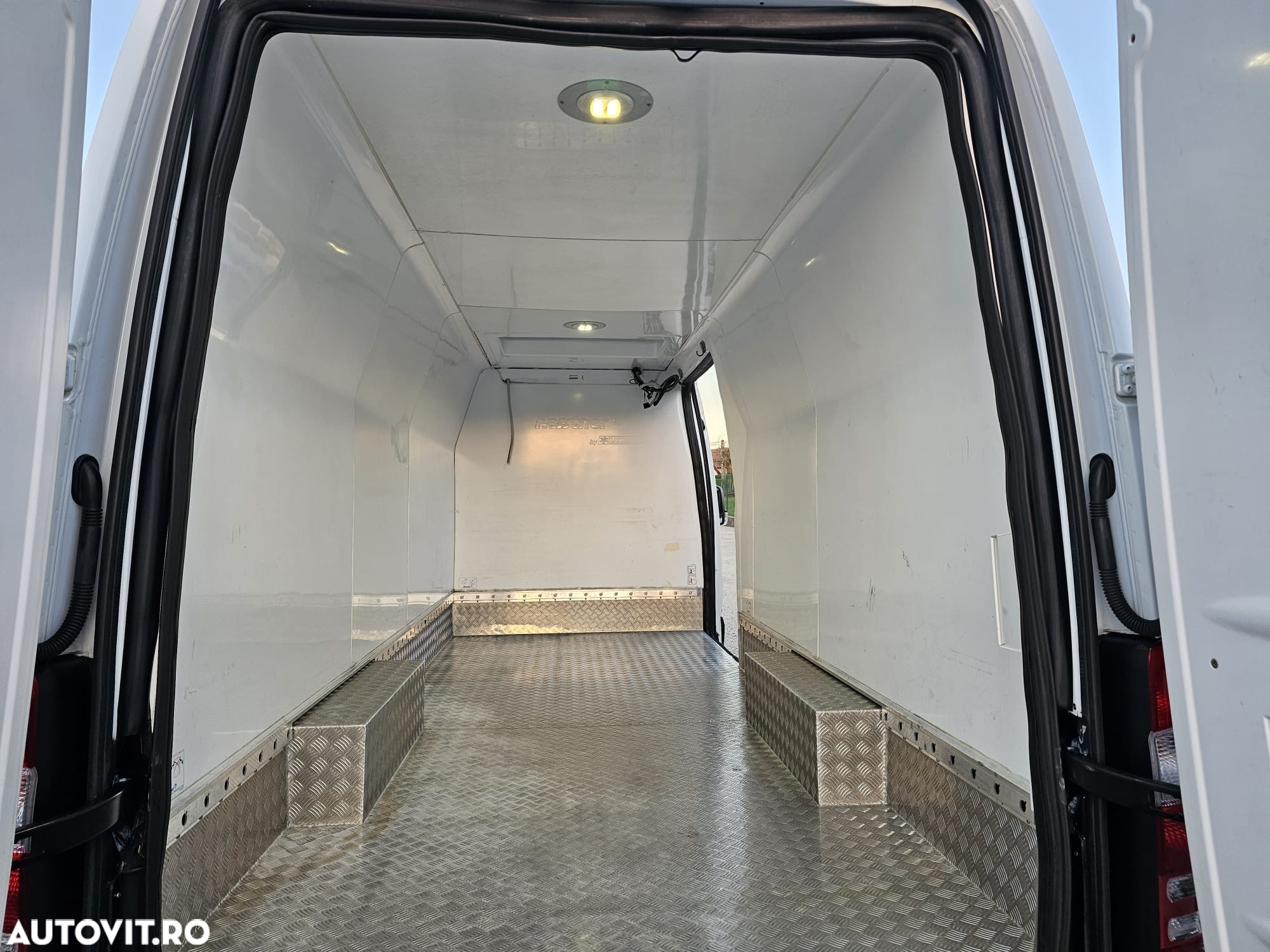 Mercedes-Benz Sprinter 316 CDI - IZOTERMA - Lane assist, distronic, senzori de unghi mort - 12