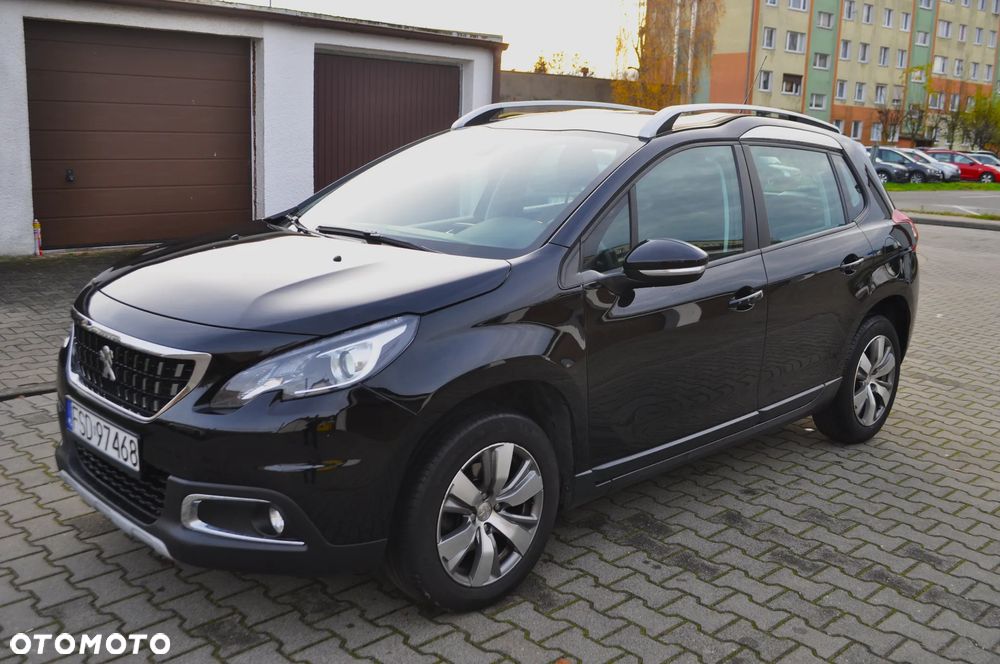 Peugeot 2008 1.2 Pure Tech Style S&S - 3