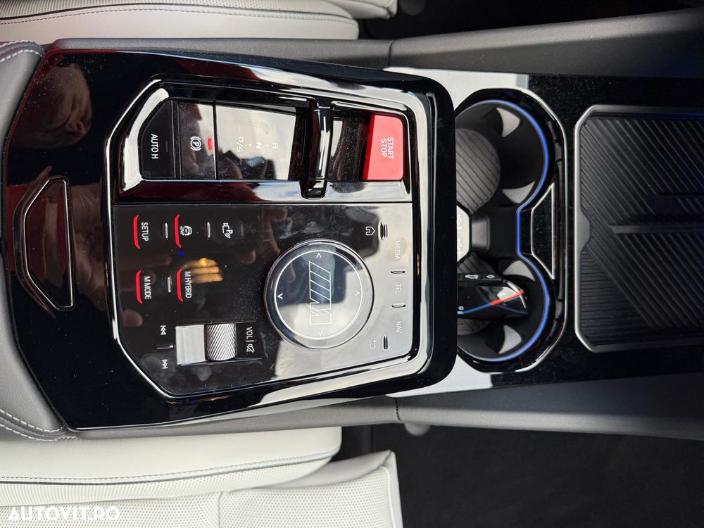 BMW M5 xDrive AT PHEV - 17