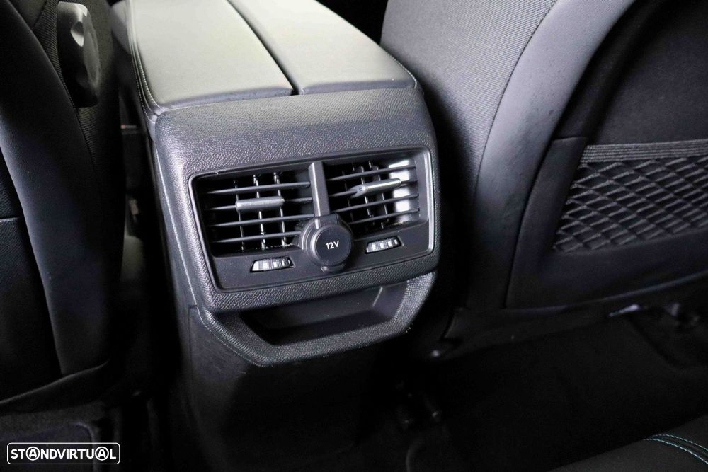 Peugeot 3008 1.6 Hybrid Allure e-EAT8 - 47