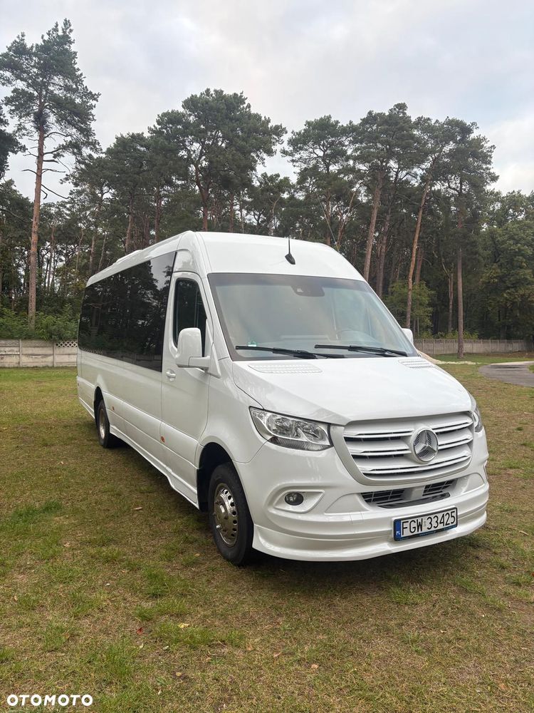 Mercedes-Benz Mercus Sprinter - 2
