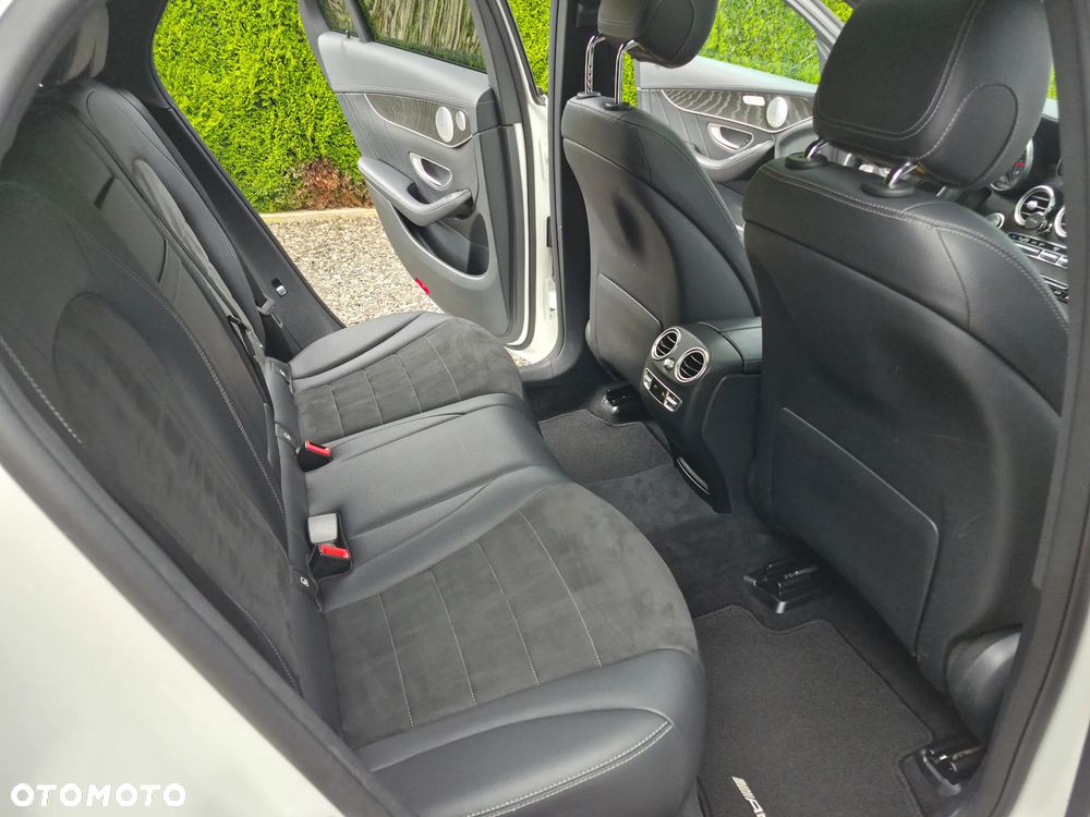 Mercedes-Benz GLC 250 d 4Matic 9G-TRONIC Edition 1 - 16
