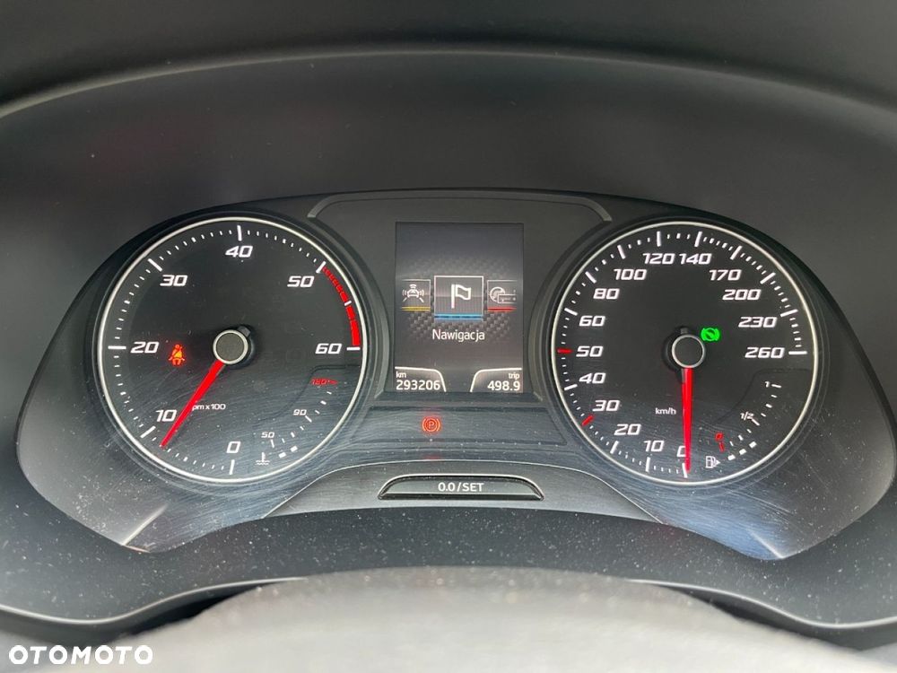 Seat Leon Sportstourer 2.0 TDI DPF DSG FR - 11