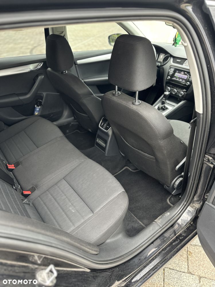 Skoda Octavia 2.0 TDI Edition DSG - 11