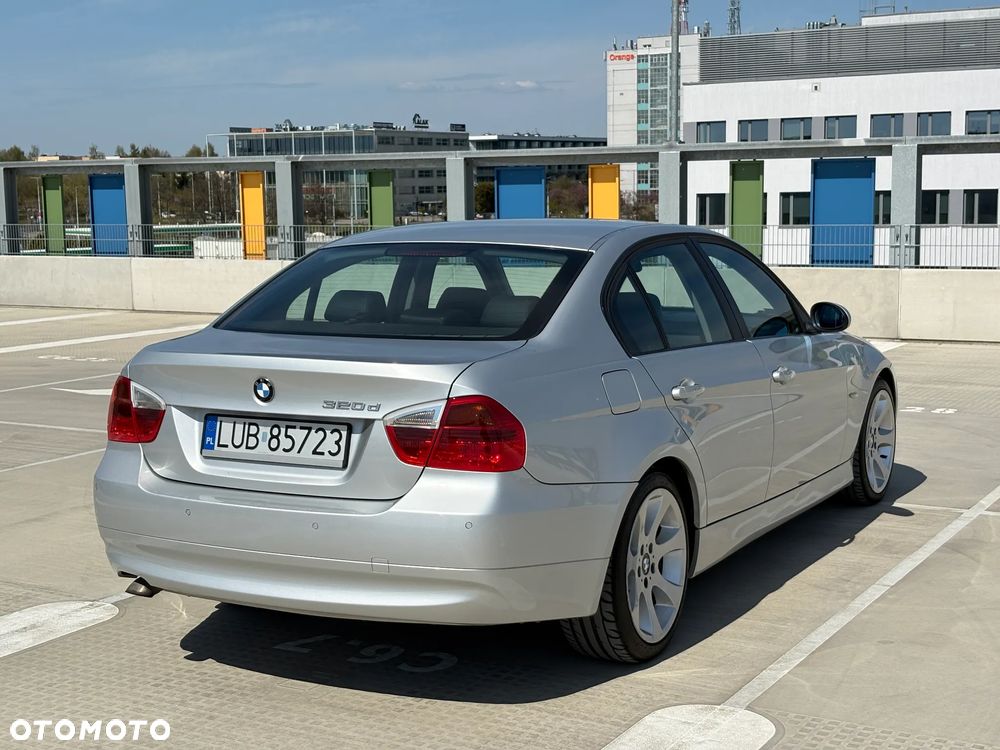 BMW Seria 3 320d - 8