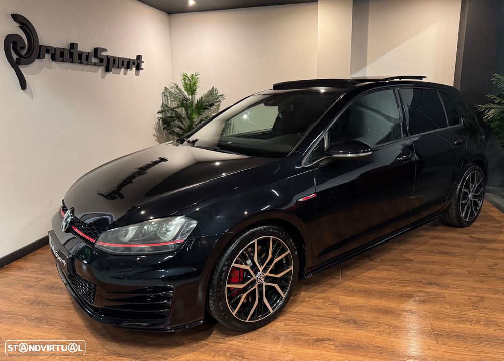VW Golf GTI Performance BlueMotion DSG - 4