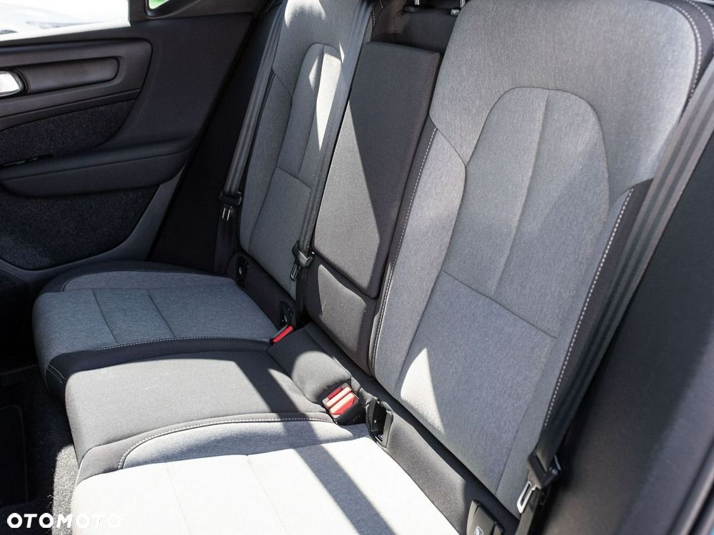 Volvo XC 40 B3 Core - 27