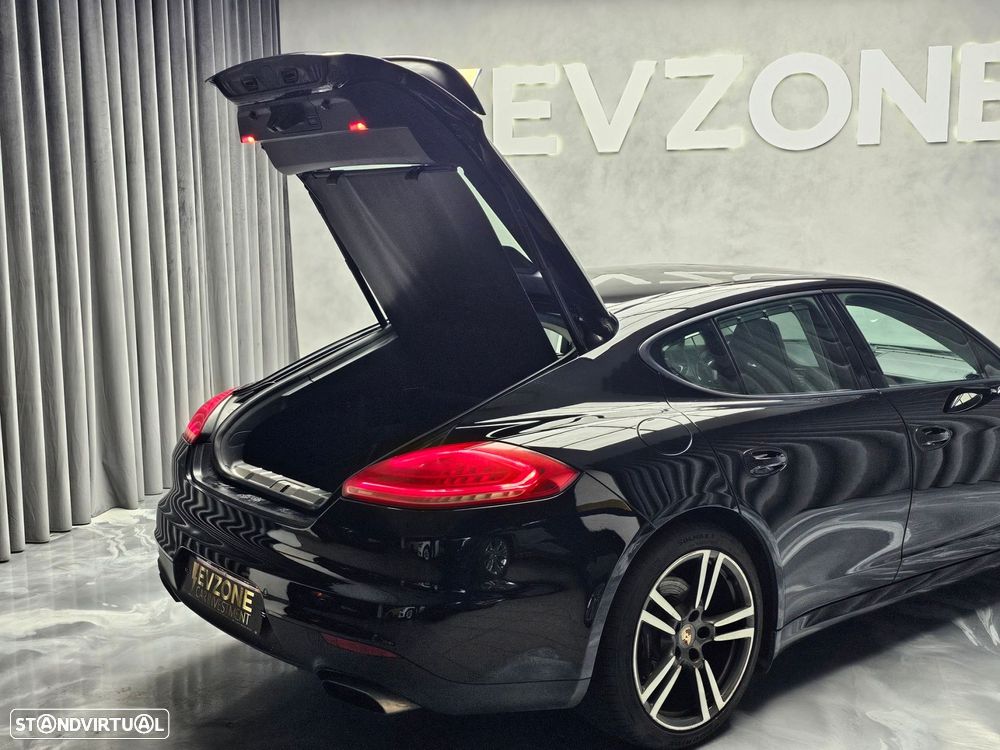 Porsche Panamera Platinum Edition - 37