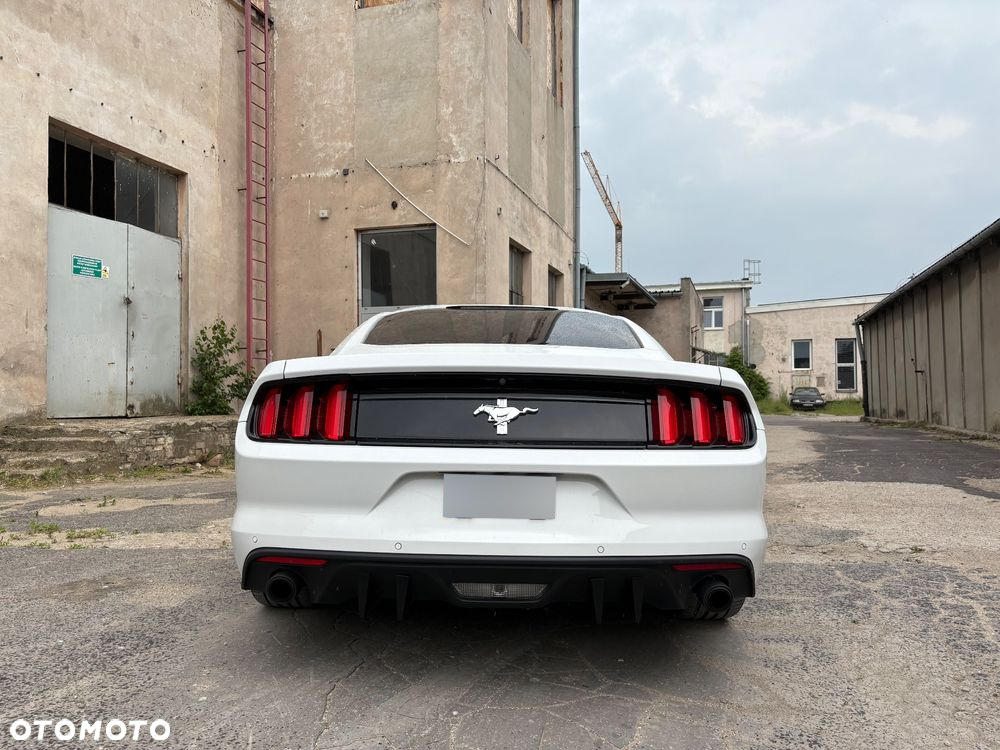 Ford Mustang 3.7 V6 - 5