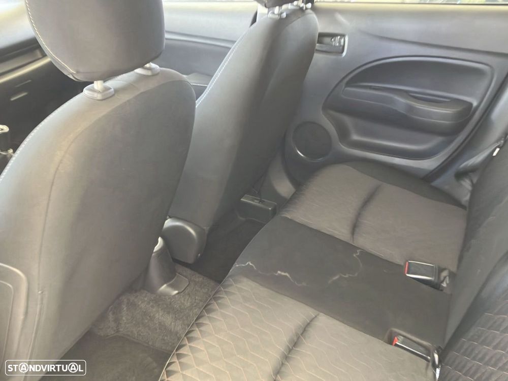 Mitsubishi Space Star 1.2 Intense - 17