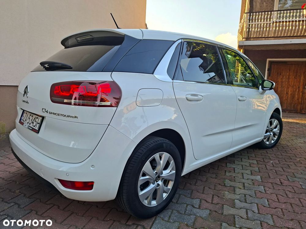 Citroën C4 SpaceTourer - 17