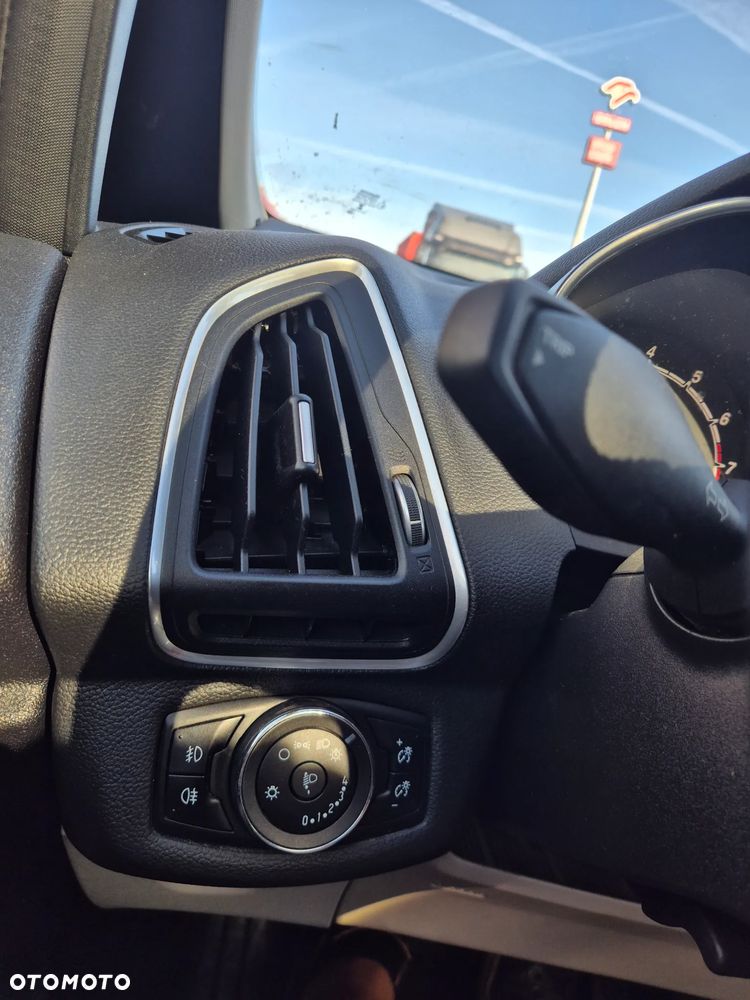 Ford B-MAX - 25