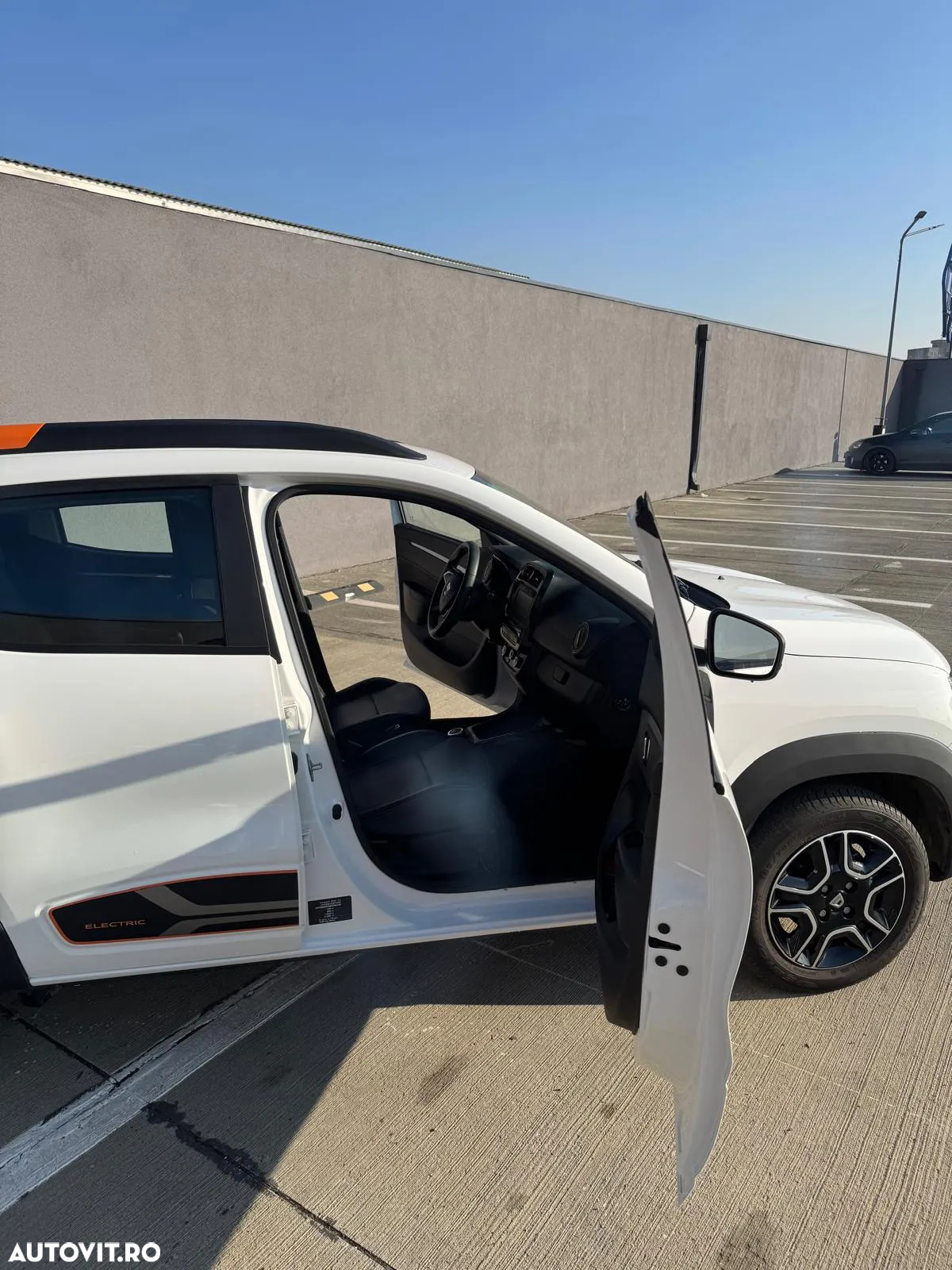 Dacia Spring - 9