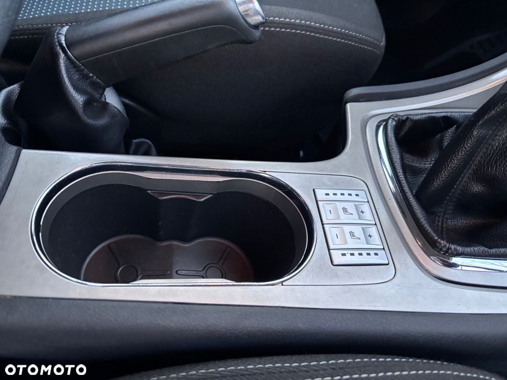 Ford Mondeo 1.6 Ghia - 9