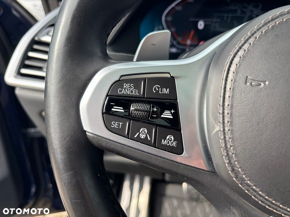 BMW X7 xDrive40i sport - 23