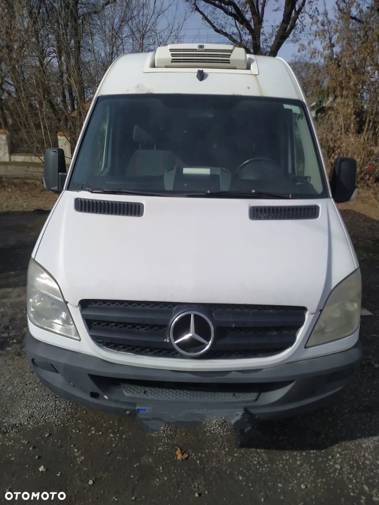 Mercedes-Benz SPRINTER - 11